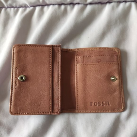 Fossil Wallet - Picture 2 of 3